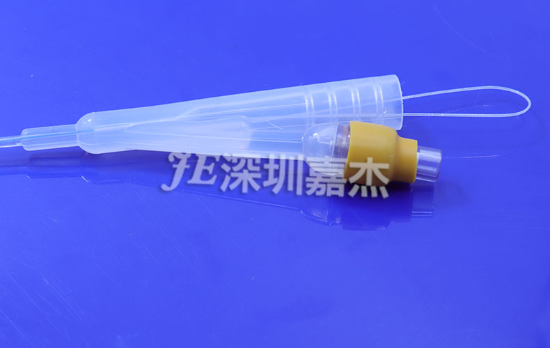怎么用導尿管幫狗狗導尿？